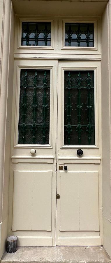 Appartement De Luxe Avec Fresque, Hyper Centre Et Parking Sure Fontainebleau Exterior foto