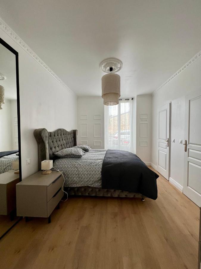 Appartement De Luxe Avec Fresque, Hyper Centre Et Parking Sure Fontainebleau Exterior foto