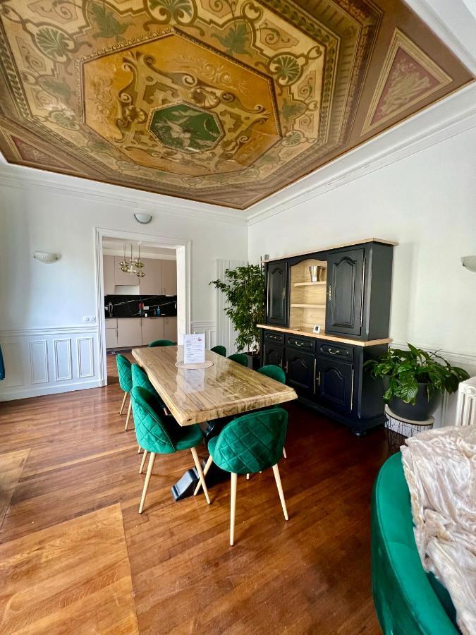 Appartement De Luxe Avec Fresque, Hyper Centre Et Parking Sure Fontainebleau Exterior foto