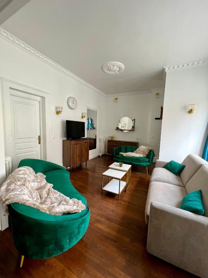 Appartement De Luxe Avec Fresque, Hyper Centre Et Parking Sure Fontainebleau Exterior foto